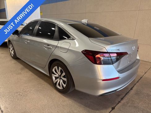 Used 2025 Honda Civic LX image 4