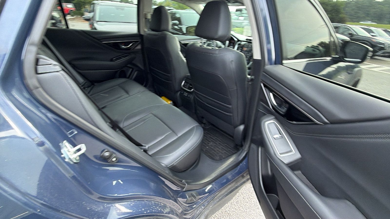 Used 2024 Subaru Outback Limited AWD/4WD image 21