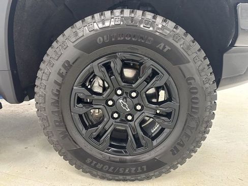 Used 2022 Chevrolet Silverado 1500 ZR2 AWD/4WD image 34