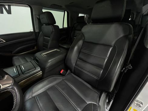 Used 2018 GMC Yukon Denali w/ Denali Ultimate Package image 16