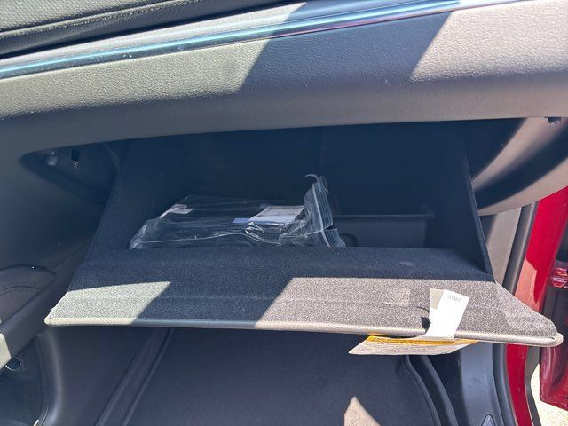 Used 2023 Cadillac XT5 Luxury w/ LPO, Floor Liner Package FWD image 62