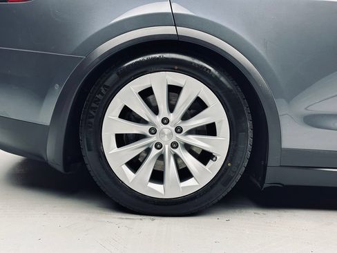 Used 2016 Tesla Model X 90D AWD/4WD image 43