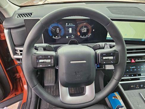 Used 2025 Hyundai Santa Fe XRT AWD/4WD image 16