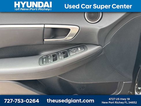 Used 2023 Hyundai Sonata SEL FWD image 9