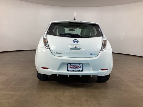 Used 2015 Nissan Leaf SV FWD image 8