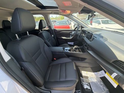 New 2026 Nissan Rogue SV AWD/4WD image 24