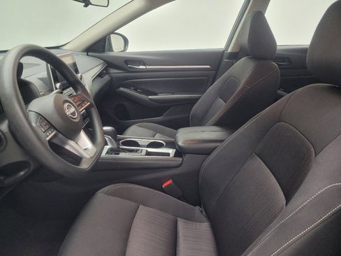 Used 2023 Nissan Altima 2.5 SV image 17
