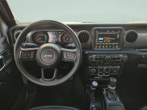 Used 2023 Jeep Gladiator Sport AWD/4WD image 10