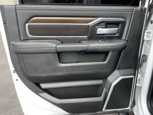 Certified 2024 RAM 2500 Laramie w/ Towing Technology Group image 46