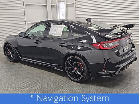 Used 2025 Honda Civic Type R image 6