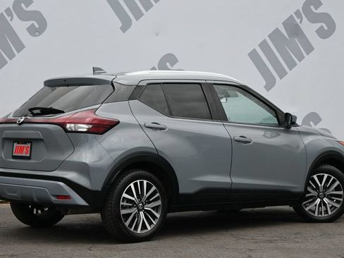 Used 2021 Nissan Kicks SV FWD image 5