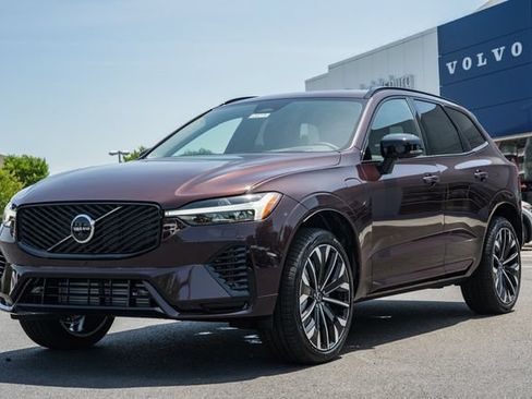 New 2026 Volvo XC60 T8 Ultra w/ Protection Package Premier AWD/4WD image 3