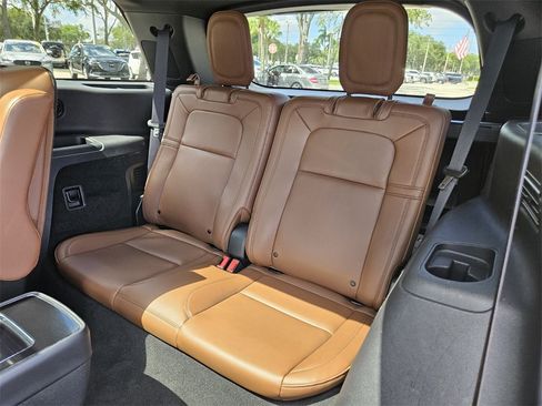 Certified 2022 Lincoln Aviator Grand Touring w/ Equipment Group 301A image 6