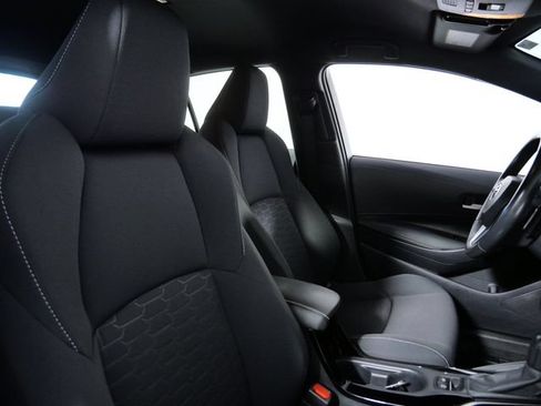 Used 2021 Toyota Corolla SE FWD image 11
