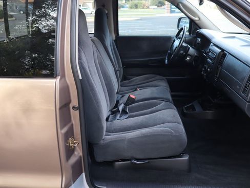 Used 2001 Dodge Dakota SLT image 23