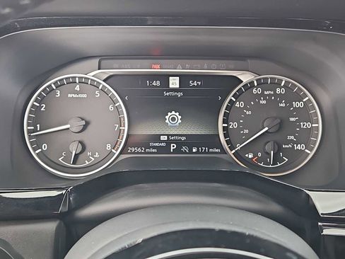 Used 2022 Nissan Pathfinder SL w/ SL Black Package image 34