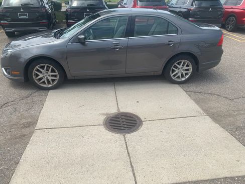 Used 2010 Ford Fusion SEL FWD image 6