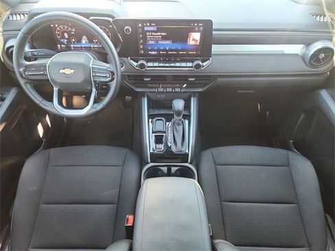 Used 2024 Chevrolet Colorado LT w/ LT Convenience Package image 20