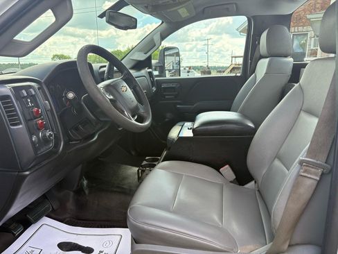Used 2016 Chevrolet Silverado 3500 W/T RWD image 9