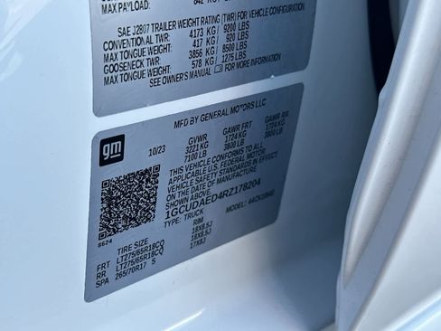 Used 2024 Chevrolet Silverado 1500 W/T w/ WT Value Package image 27