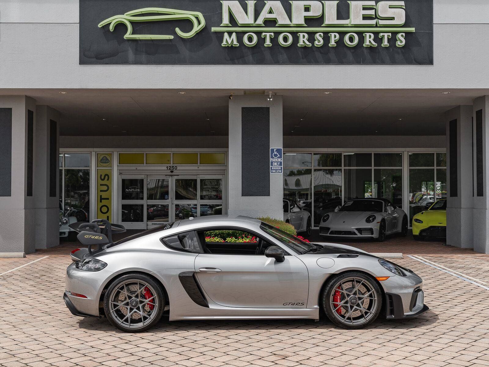 Used 2024 Porsche 718 Cayman GT4 RS RWD image 54