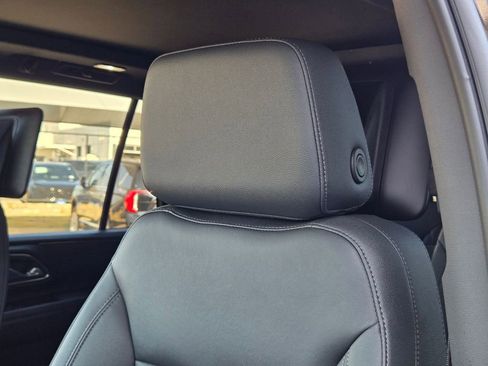 Used 2023 Chevrolet Tahoe Z71 w/ Luxury Package image 12