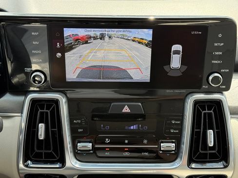 Used 2023 Kia Sorento SX FWD image 15