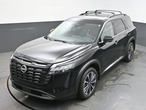 New 2026 Nissan Pathfinder Platinum AWD/4WD image 34