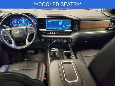 Used 2022 Chevrolet Silverado 1500 High Country w/ High Country Premium Package image 12
