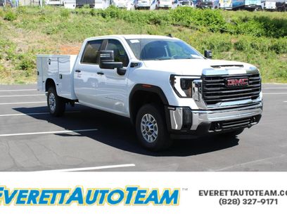 New 2026 GMC Sierra 2500 Pro w/ Convenience Package
