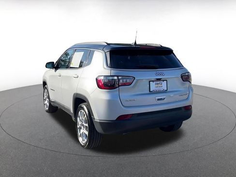 Used 2025 Jeep Compass Limited image 11