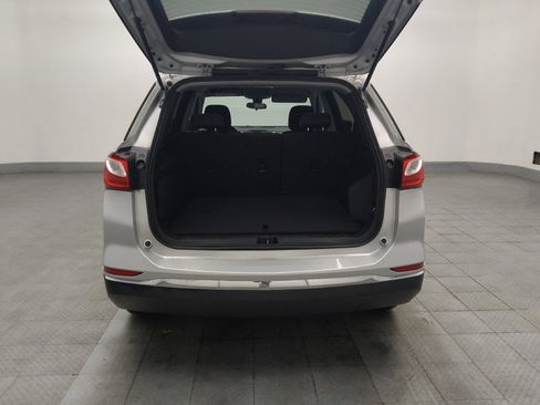 Used 2020 Chevrolet Equinox LT image 29