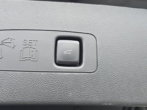 Used 2022 Lincoln Corsair AWD w/ Equipment Group 101A image 20