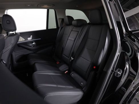 Used 2026 Mercedes-Benz GLS 450 4MATIC image 54