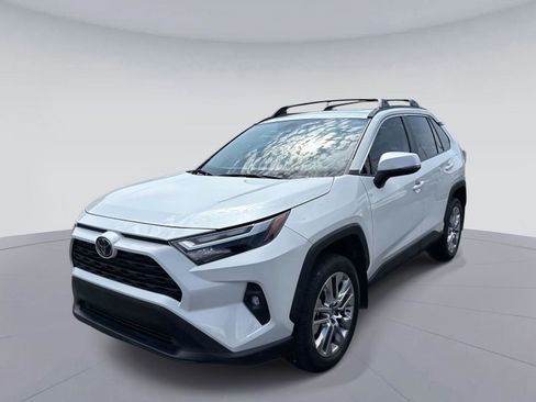 Used 2025 Toyota RAV4 XLE Premium FWD image 8