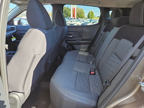 New 2026 Nissan Kicks SV image 5