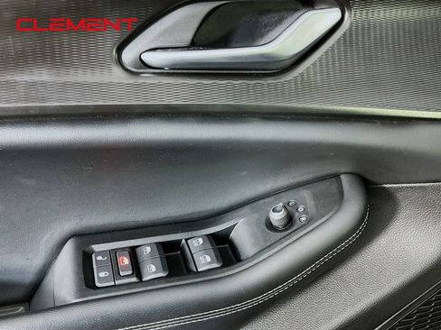 Used 2023 Jeep Grand Cherokee Laredo RWD image 25