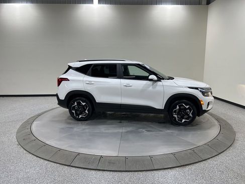 New 2026 Kia Seltos S image 4