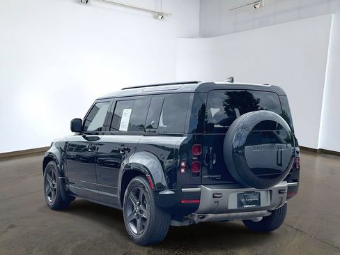 Used 2023 Land Rover Defender 110 X-Dynamic SE AWD/4WD image 6