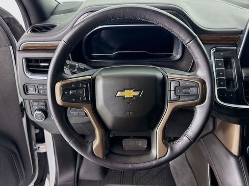 Used 2022 Chevrolet Suburban High Country w/ Max Trailering Package AWD/4WD image 11