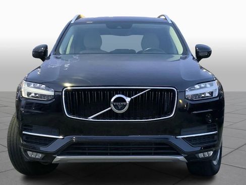 Used 2017 Volvo XC90 T5 Momentum w/ Vision Package image 4