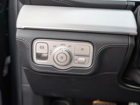 Used 2023 Mercedes-Benz GLE 580 4MATIC image 15