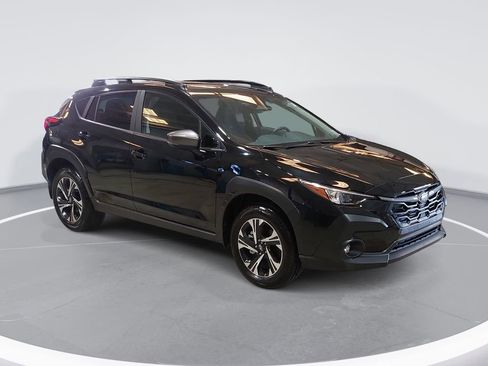 Used 2025 Subaru Crosstrek 2.0i Premium AWD/4WD image 3