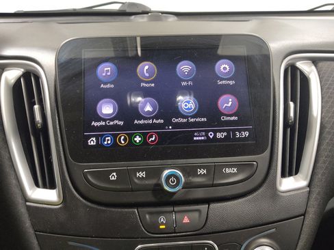 Used 2022 Chevrolet Malibu LT FWD image 25