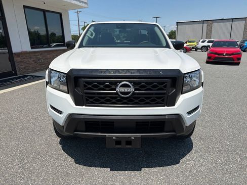 Used 2024 Nissan Frontier S w/ Technology Package RWD image 11