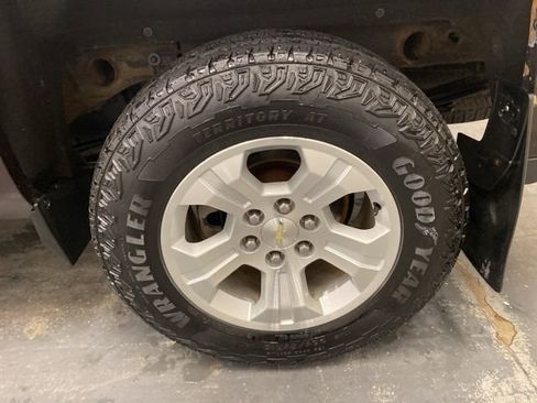 Used 2016 Chevrolet Silverado 1500 LTZ Z71 w/ LTZ Plus Package image 28