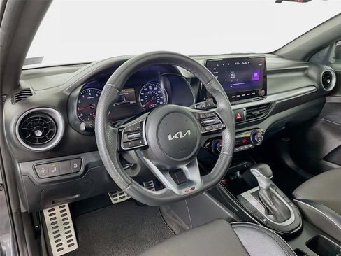 Used 2023 Kia Forte GT-Line w/ GT-Line Premium Package FWD image 13