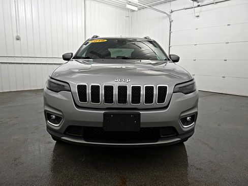 Used 2019 Jeep Cherokee Limited image 21
