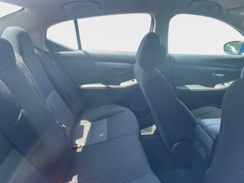 Used 2025 Nissan Sentra SV w/ All-Weather Package FWD image 12