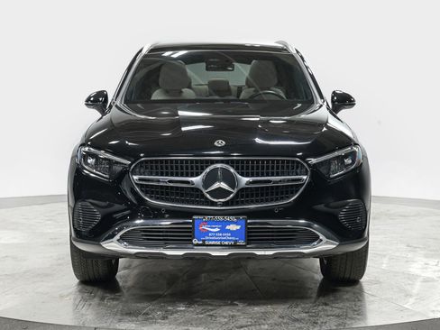 Used 2023 Mercedes-Benz GLC 300 4MATIC image 10
